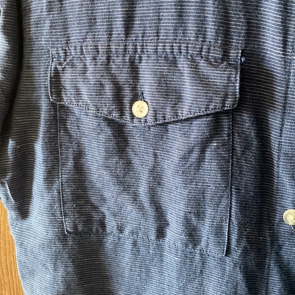 Banana Republic Shirt - Picture 2 of 3